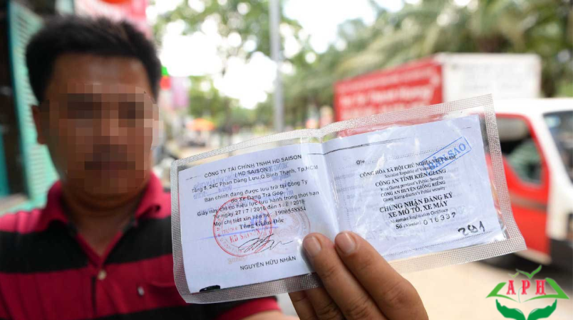 Cà vẹt xe ngân hàng